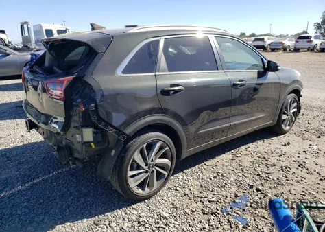 2018 Kia Niro Touring z USA, uszkodzony, nr VIN KNDCE3LC3J5132812